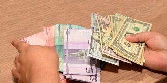 El dólar se mantiene este lunes a $60.18 y para la compra a $59.95