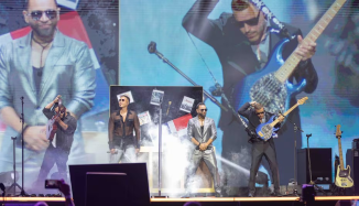 Aventura conquista a EU y Europa con su gira «Cerrando Ciclos»