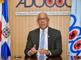 ADOCCO reitera anomalías en licitación del INTRANT