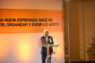 Carlos Amarante Baret anuncia un nuevo partido político “Avancemos”