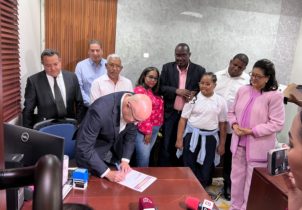 Dominguez Brito busca sustituir a Danilo Medina en Presidencia del PLD