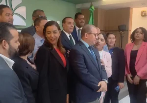 FP insta gobierno quitar a su equipo económico