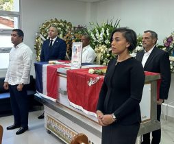 Dan el último adiós a Osvaldo Virgil