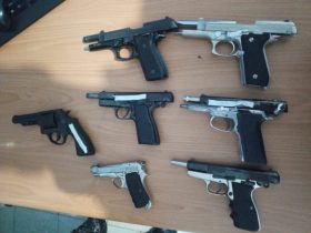 Agentes ocupan siete armas de fuego ilegales en operativos realizados en San Pedro de Macorís