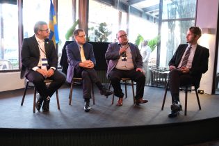 Delegación empresarial sueca expone sobre la sostenibilidad en la minería de RD