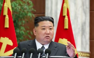 COREA DEL NORTE: Declaran una estrategia más fuerte contra EU
