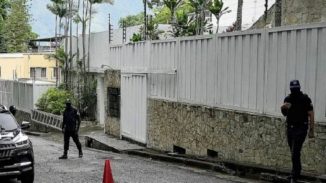 ECUADOR: RD critica detención empleado Embajada Argentina en Caracas