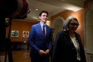 CANADA: Amplia presión por renuncia de Justin Trudeau