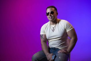 El Blachy: Fenómeno indiscutible del género típico rompe récords