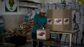 VENEZUELA: Eligen a 30.000 jueces comunales «de paz»