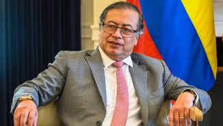 COLOMBIA: Cubrirá con su dinero fondos ‘congelados’ por Trump