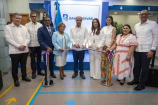 Banreservas inaugura moderna oficina en Villa Mella
