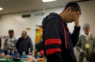 EEUU: Trump da luz verde a redadas de migración en escuelas e iglesias