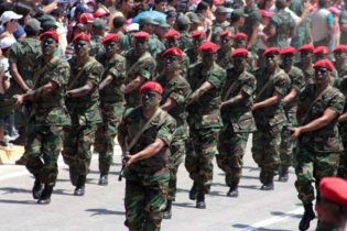 VENEZUELA: Los chavistas despliegan 1.200 efectivos para toma posesión