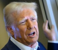 EEUU: Trump suspende financiación para cirugías de transición de género