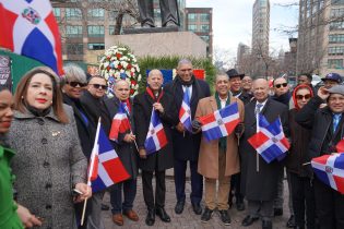Consulado General de RD en NY entrega ofrenda floral al prócer Juan Pablo Duarte