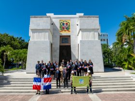 ETED honra a los Padres de la Patria