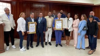 SC: Declaran comerciante y a periodista hijos distinguidos