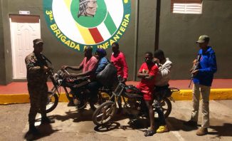 Ejército dice detuvo otros 29 haitianos intentando ingresar