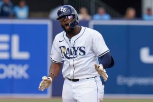 Junior Caminero pega jonrón y empuja tres en triunfo de Rays