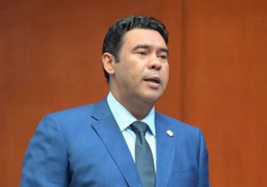 Senador somete 3 proyectos para seguridad y prevención