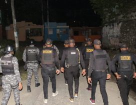 La Policía abate a dos hombres secuestraron mujer en Herrera