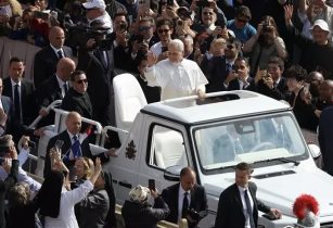 EL VATICANO: Líderes mundiales celebran el inicio pontificado de León XIV