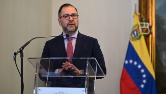 EU: Amenaza usar fuerza contra Venezuela; Caracas le responde