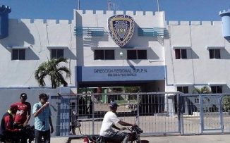 Un policía muere tras ataque de jóvenes a patrulla en Barahona