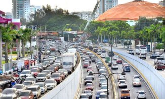 Cambiarán horario oficinas del Gran SD para reducir tapones