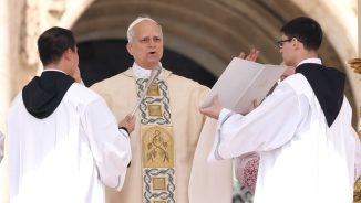 EL VATICANO: León XIV asume oficialmente el papado