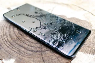 Water Touch: la solución para usar tu smartphone con las manos mojadas