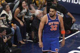 Karl-Anthony Towns impulsa victoria de Knicks playoffs NBA