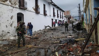 COLOMBIA: Atentado con bombas en Colombia deja muertos y heridos
