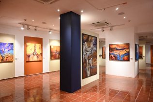 Centro Cultural Banreservas expone 29 obras de Elsa Nuñez «Homenaje a la Madre Tierra»