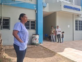 Empleados paran labores en hospital Arturo Grullón