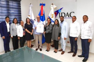 IDAC recibe recertificación en categoría Nivel de Excelencia