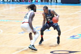 Marineros derrotan a Titanes en la Super Liga de la LNB 2025