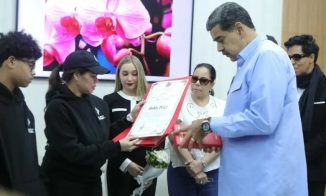 VENEZUELA: Maduro otorga la nacionalidad a Rubby Pérez