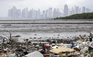 95 países acuerdan impulsar tratado contra los plásticos