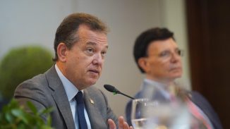 Ministro dominicano pondera fortaleza de industria nacional