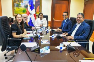 Comisión que estudia proyecto sobre libertad de expresión escuchó a Participación Ciudadana
