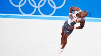 Dominicano Ray Zapata con miras gimnasia JO Los Angeles