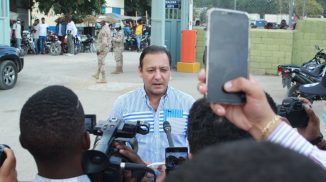 Martínez critica falta controles migratorios en la frontera