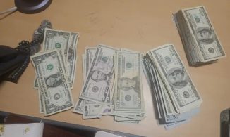 Aduana dominicana confisca US$40 mil a viajero de EEUU