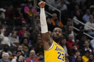 LeBron James jugará por novena vez con un pick número uno
