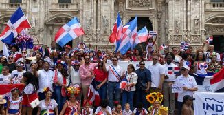 ITALIA: Cientos participan en Milano en parada dominicana