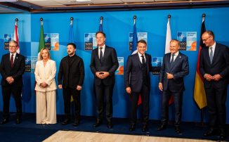 IGLATERRA: Países europeos consideran comprar armas de EU para Kiev