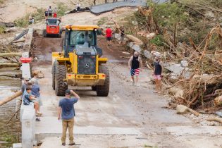 EU: Ascienden a 109 muertos por las inundaciones en Texas