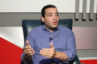 Diputado Charlie Mariotti dice a OP «no tocar Jardín Botánico»